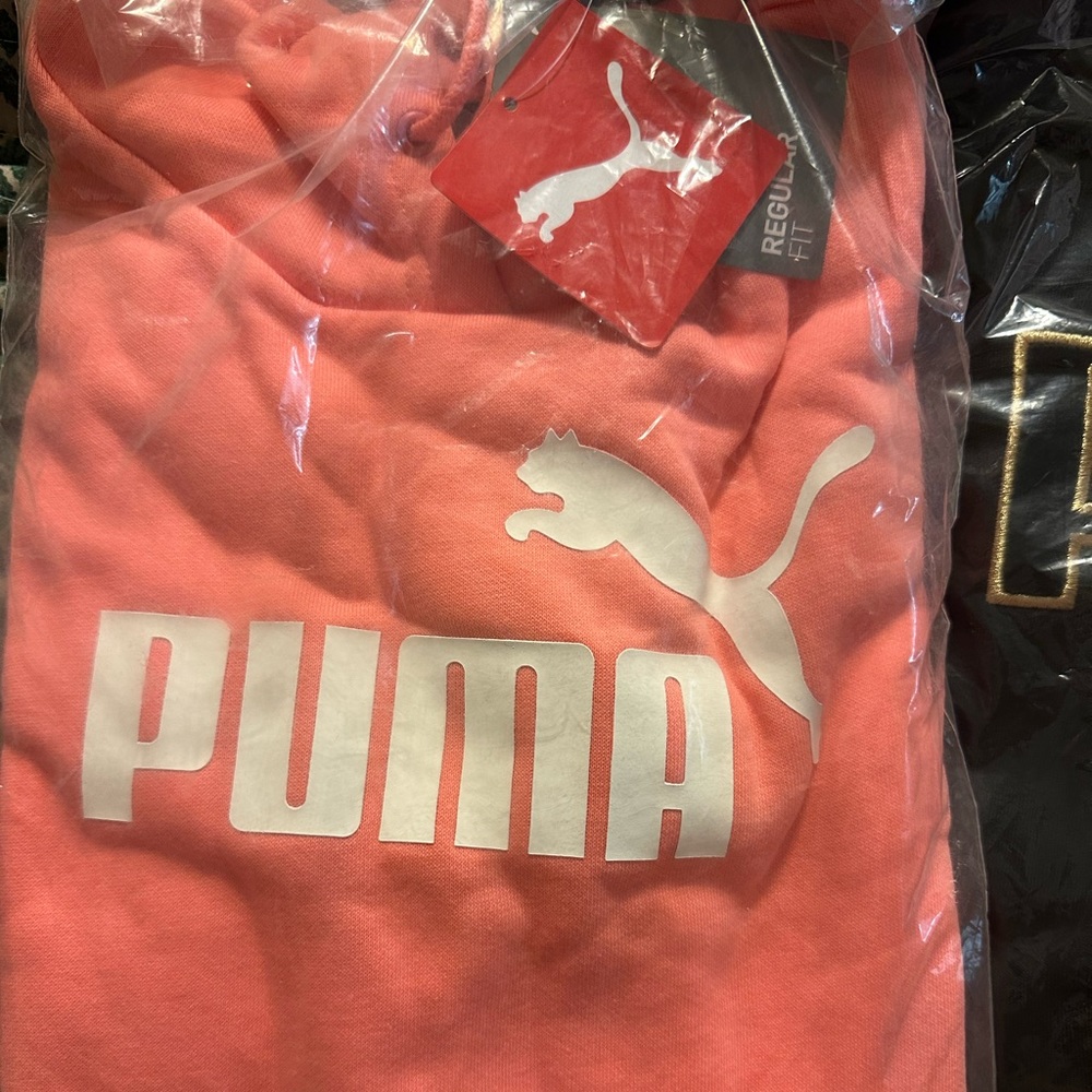 Long sleeve with hoodies Puma brand new